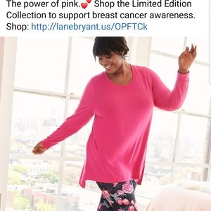 Lane Bryant Livi Size 26/28 Long Split Sweatshirt